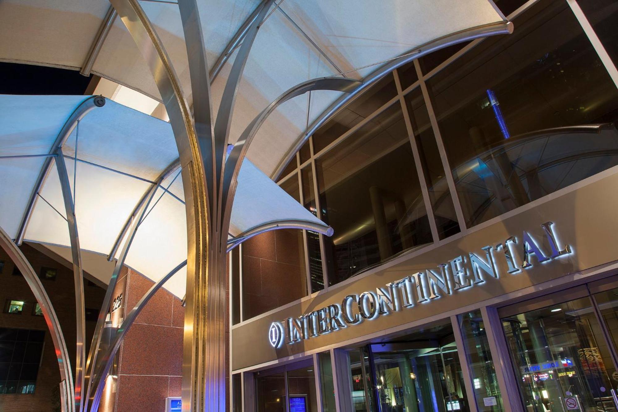 Intercontinental Toronto Centre By Ihg Hotel Bagian luar foto