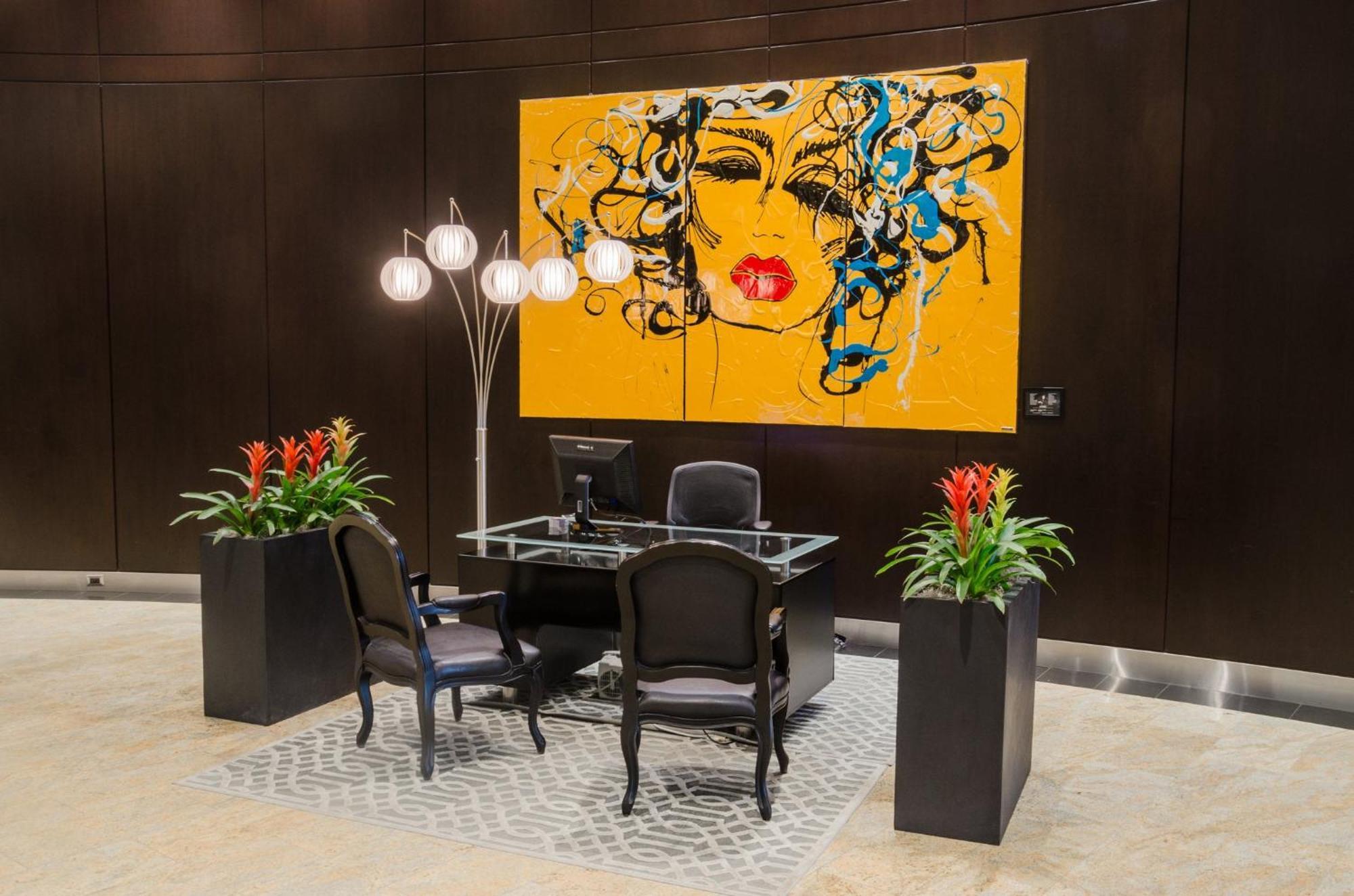 Intercontinental Toronto Centre By Ihg Hotel Bagian luar foto