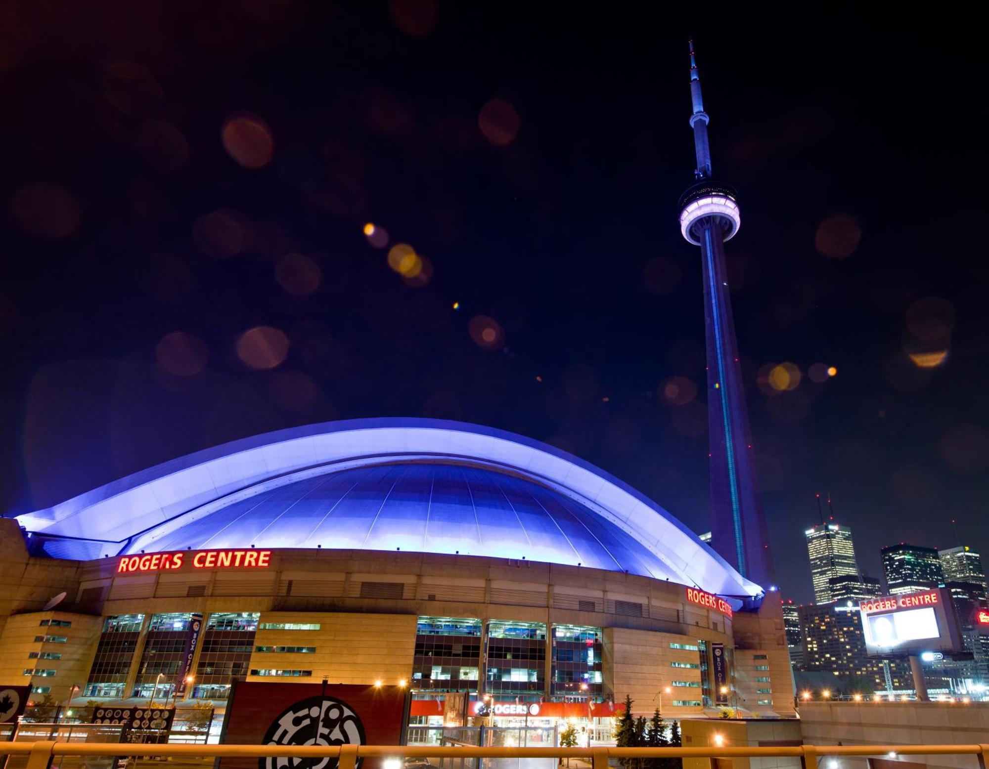 Intercontinental Toronto Centre By Ihg Hotel Bagian luar foto