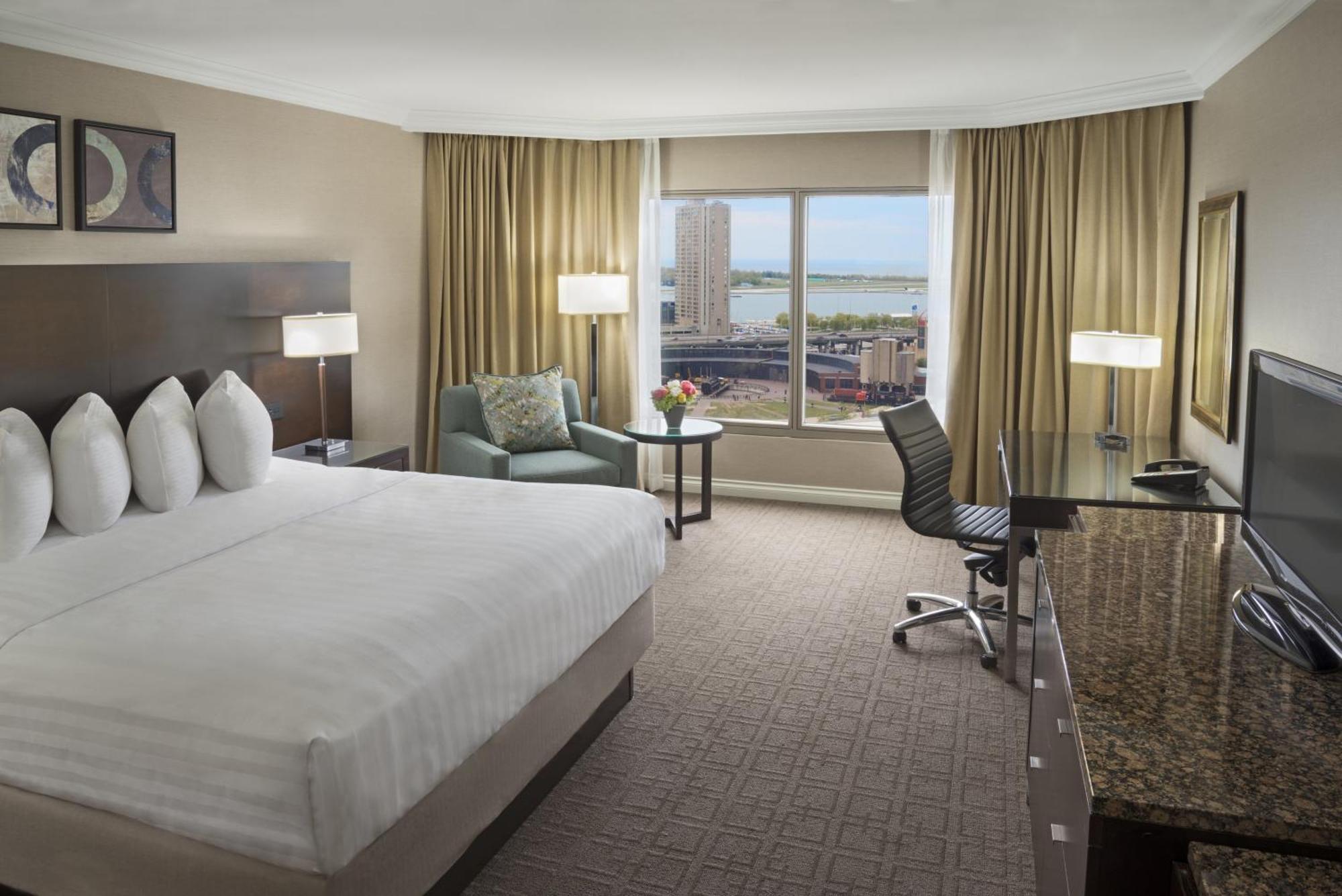 Intercontinental Toronto Centre By Ihg Hotel Bagian luar foto