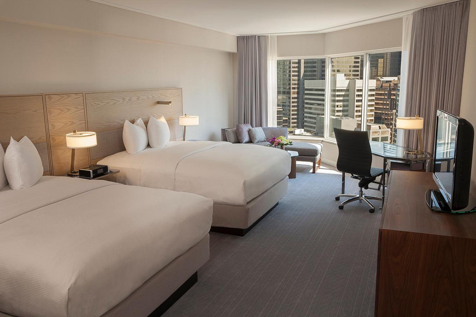 Intercontinental Toronto Centre By Ihg Hotel Bagian luar foto